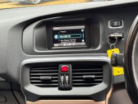 VOLVO V40 CROSS COUNTRY