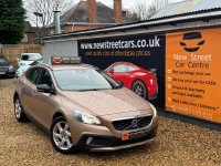 VOLVO V40 CROSS COUNTRY