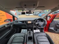 VOLKSWAGEN GOLF SV